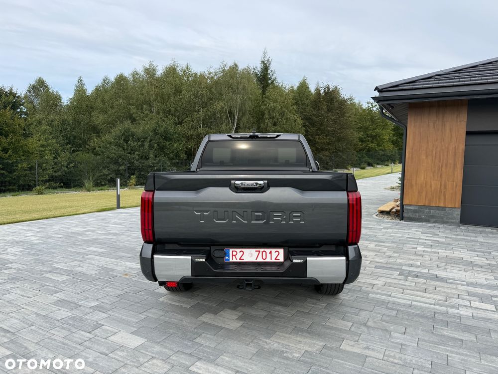 Toyota Tundra - 8