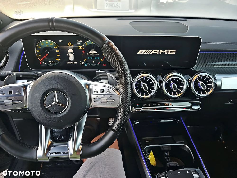 Mercedes-Benz GLB 250 4Matic 8G-DCT AMG Line - 10