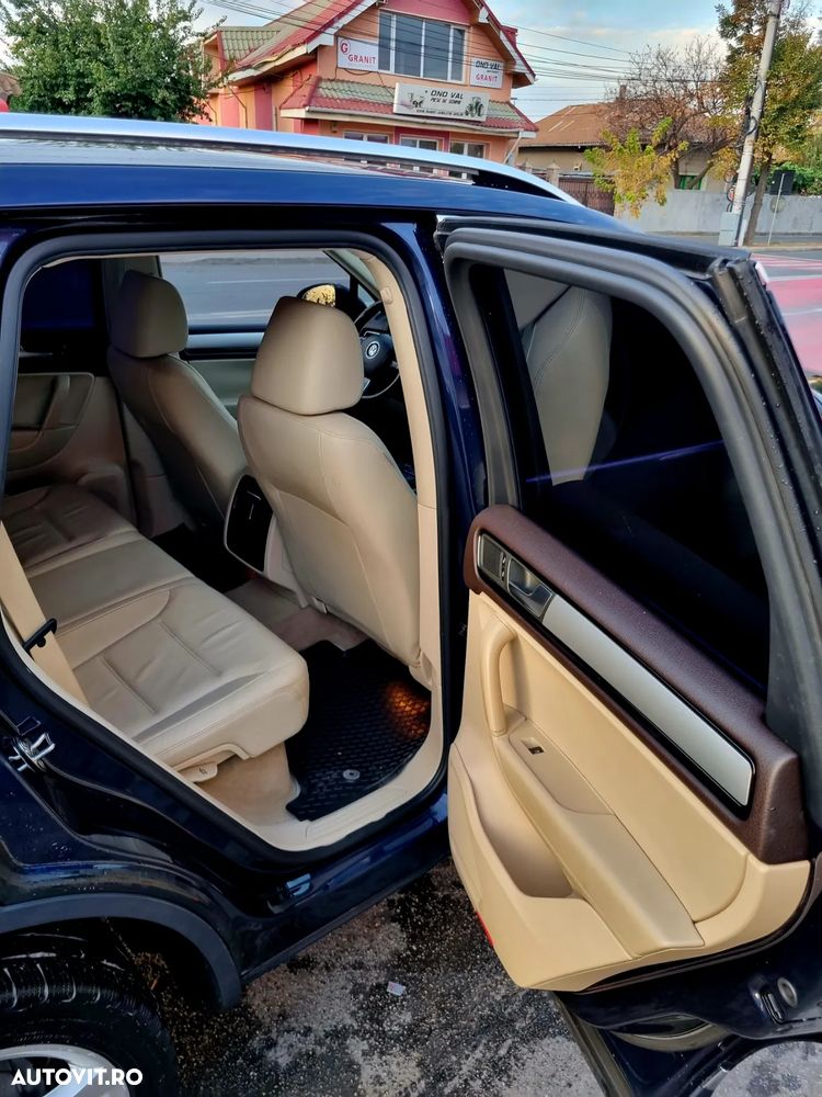 Volkswagen Touareg 3.0 V6 TDI BMT - 8