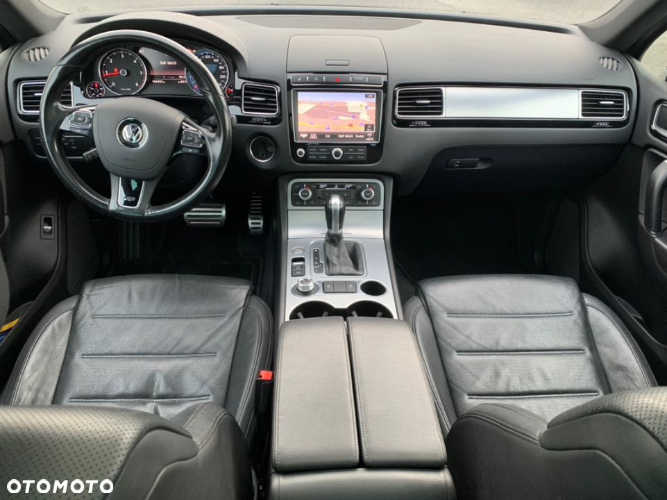 Volkswagen Touareg 3.0 V6 TDI BMT Perfectline R-Style - 15