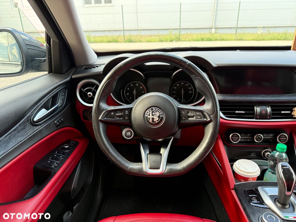 Alfa Romeo Stelvio - 20