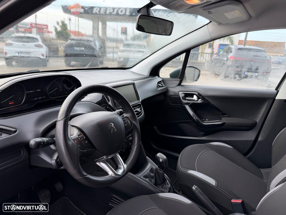 Peugeot 208 1.6 BlueHDi Style - 10