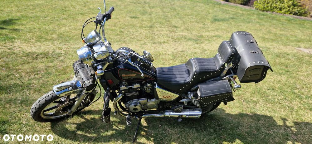 Kawasaki LTD - 8