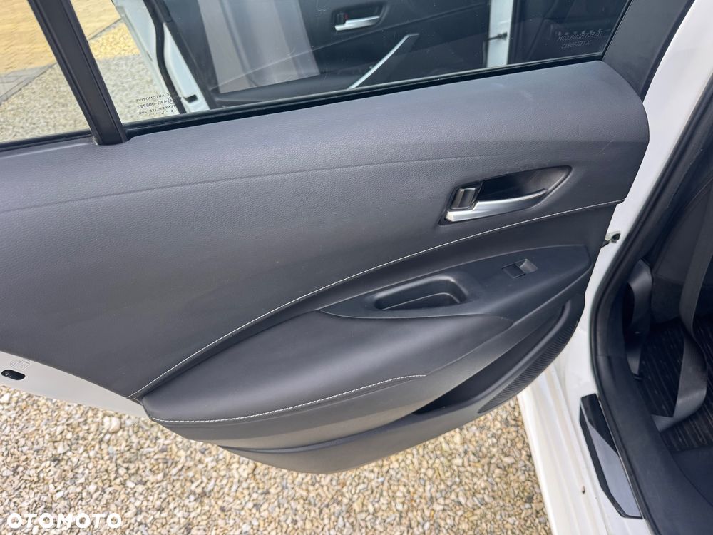 Toyota Corolla 1.8 Hybrid Style - 29