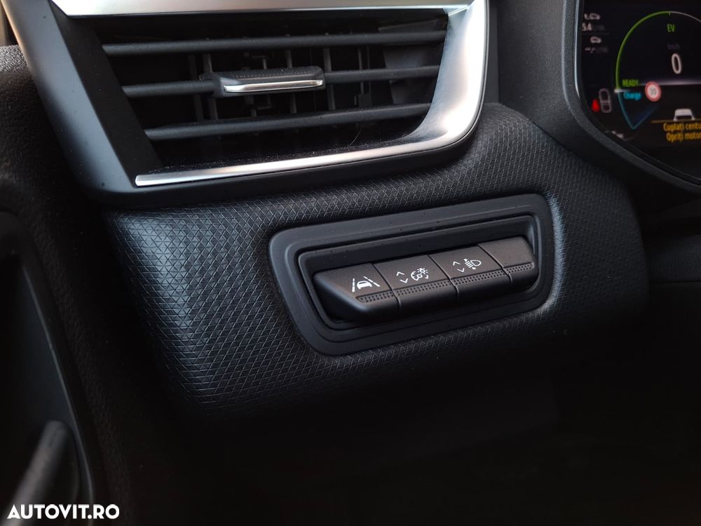 Renault Clio - 24