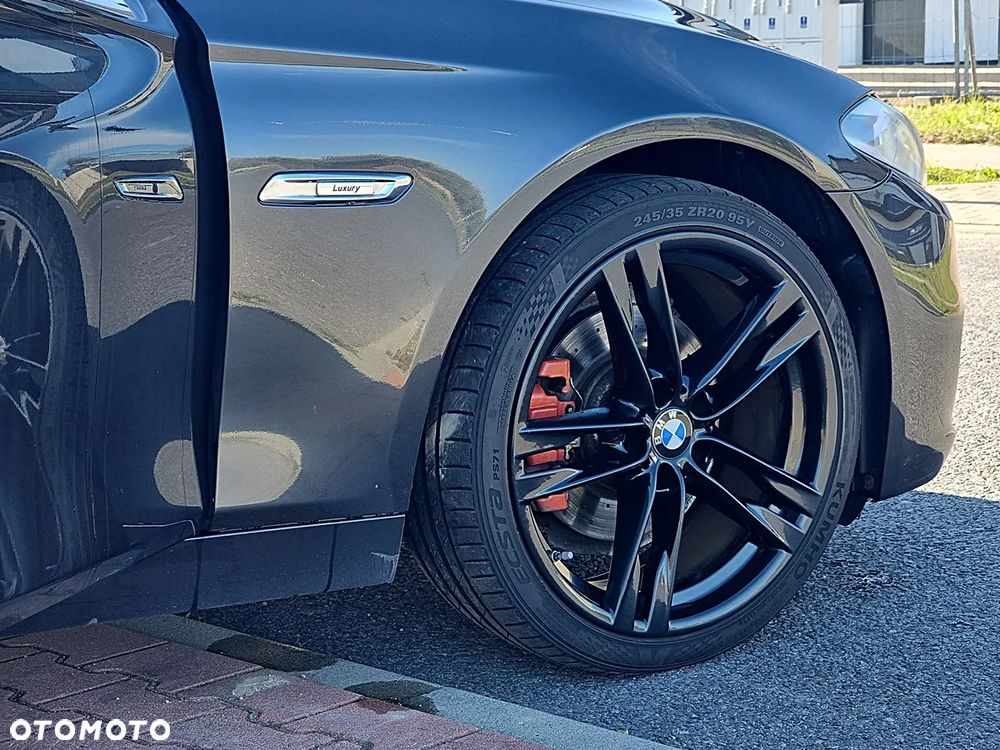 BMW Seria 5 520d Luxury Line sport - 14
