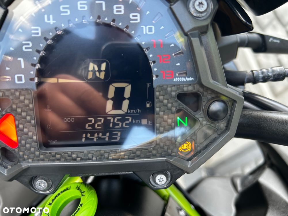 Kawasaki Z 900 - 12