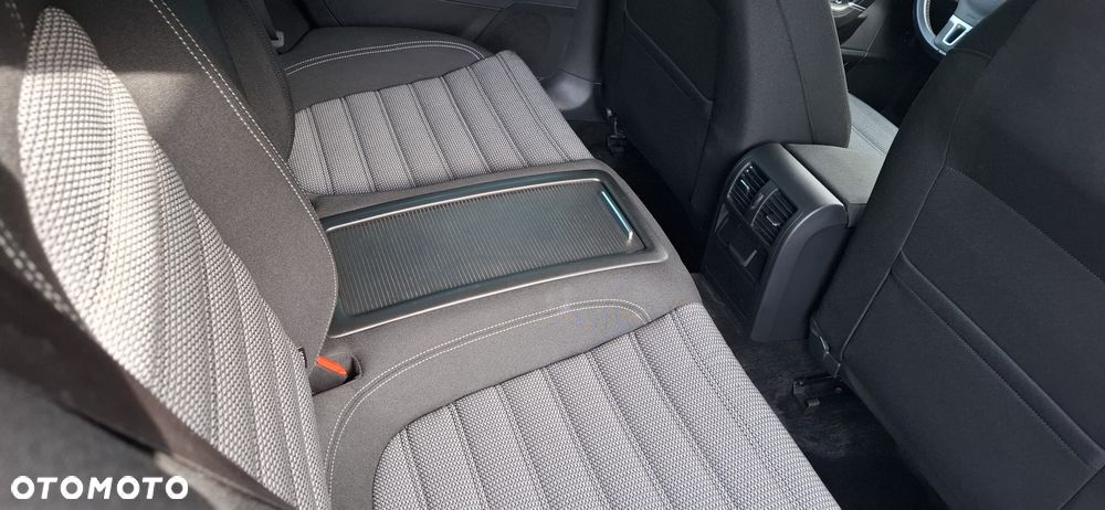 Volkswagen Passat CC 2.0 TDI DPF BMT DSG - 11