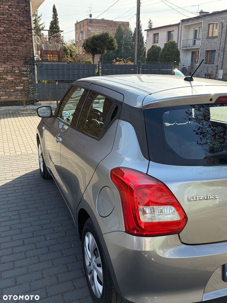Suzuki Swift 1.2 Premium - 6