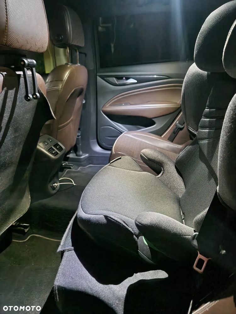 Opel Insignia Sport2.0 Direct InjTurbo 4x4 Exclusive - 18