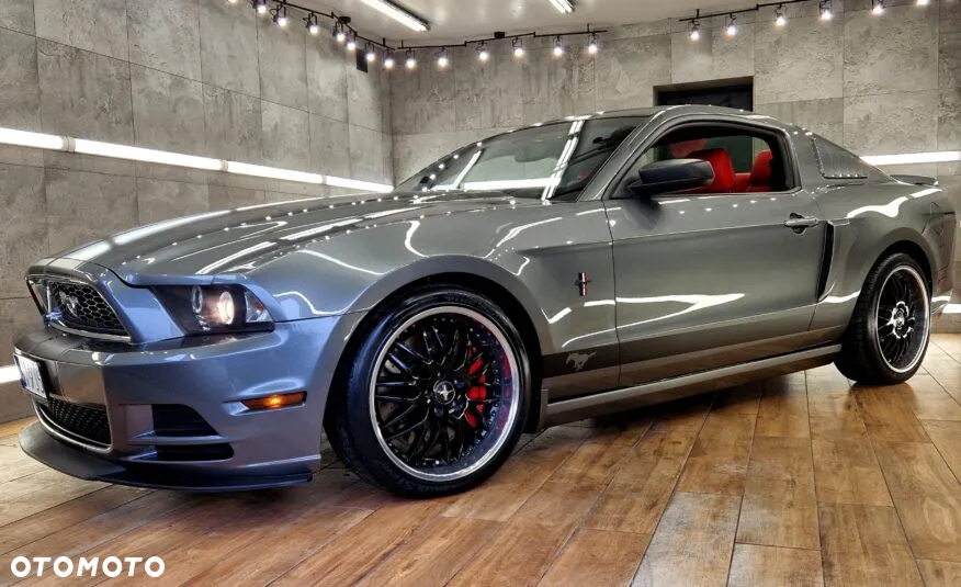 Ford Mustang 3.7 V6 Premium - 5