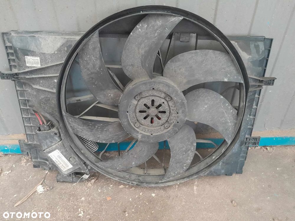 WENTYLATOR CHŁODNICY MERCEDES W209 CLK 2,7 CDI - 2