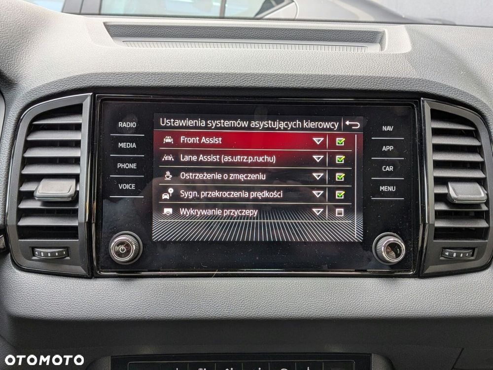 Skoda Karoq 1.5 TSI ACT Sportline DSG - 24
