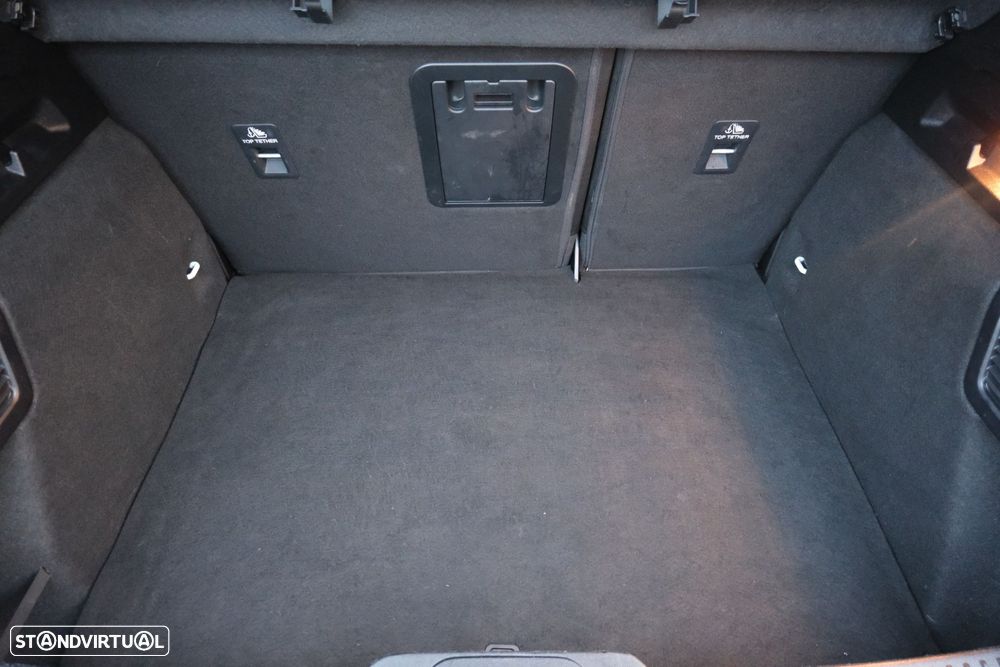 Ford Focus 1.0 EcoBoost MHEV ST-Line Aut. - 27