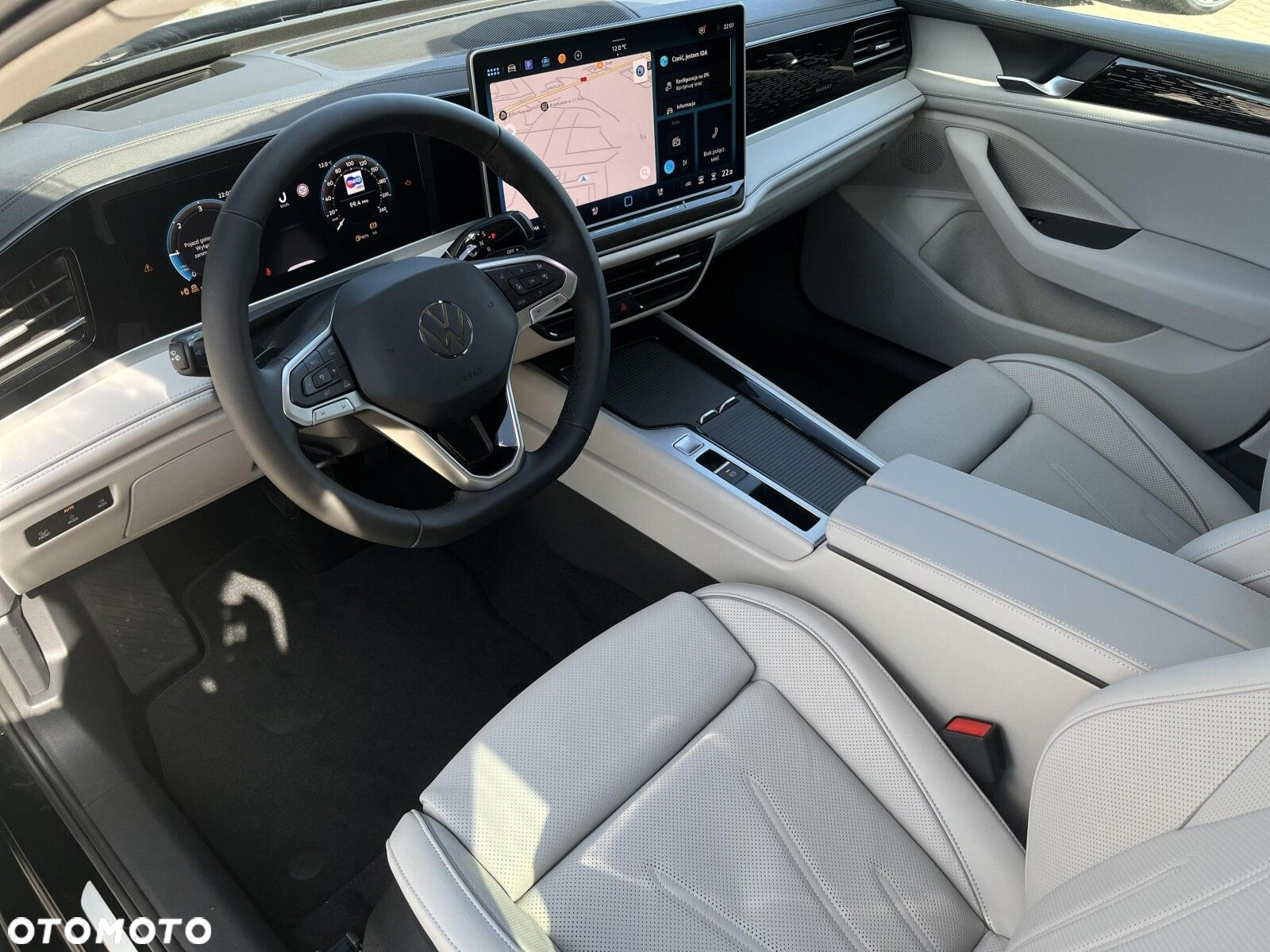 Volkswagen Passat 2.0 TDI SCR Elegance DSG - 20