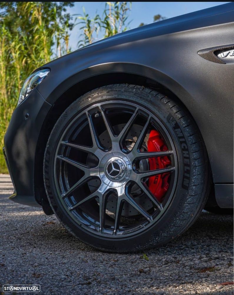 Mercedes-Benz E 63 AMG S 4-Matic+ - 20