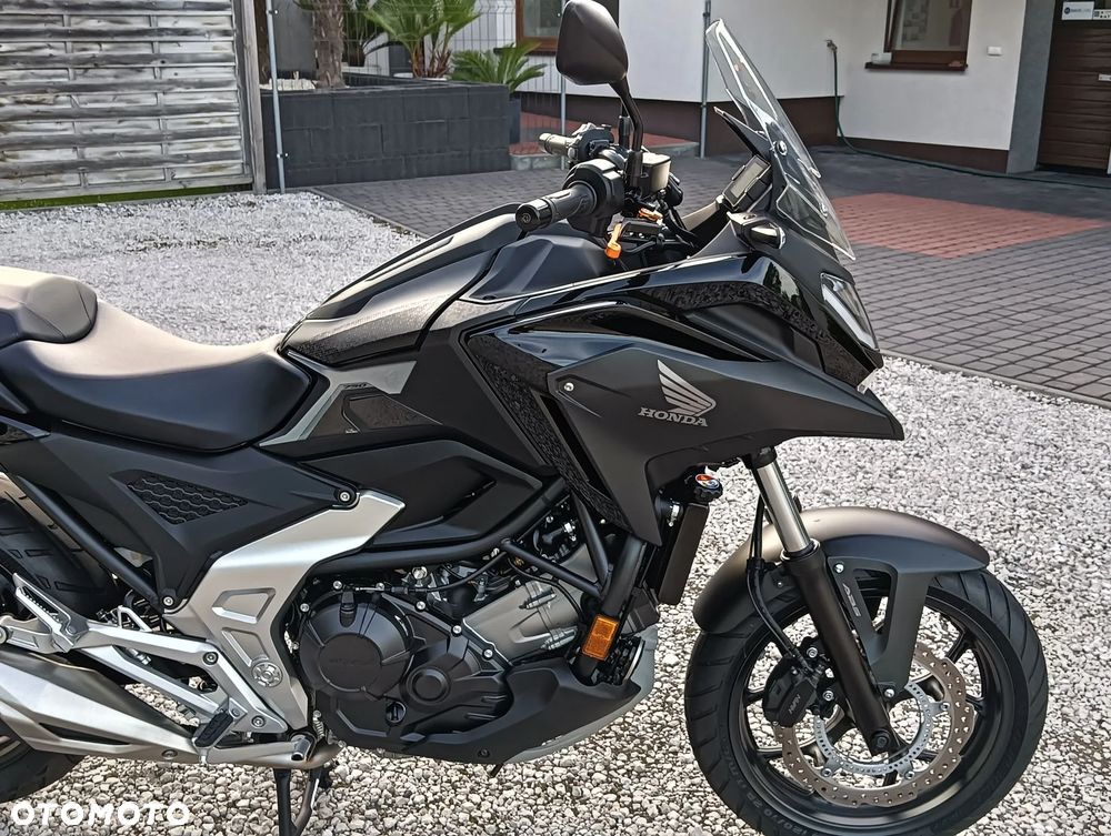 Honda NC - 18