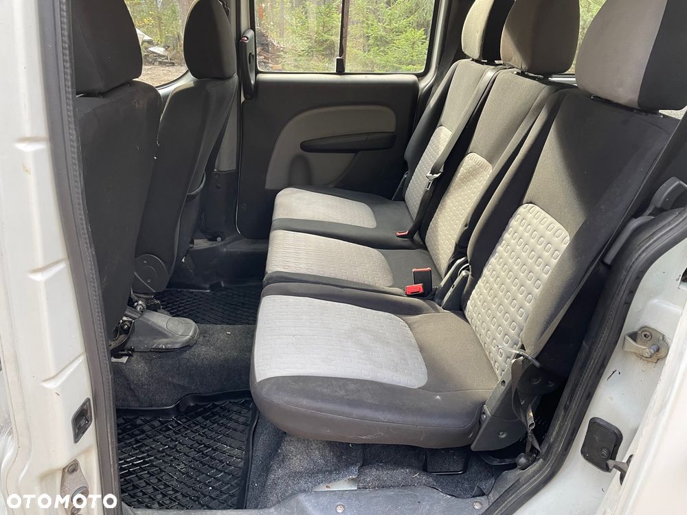 Fiat Doblo - 8