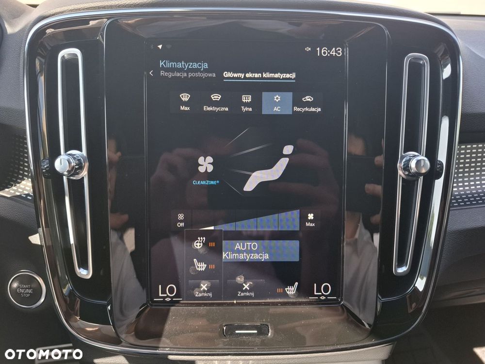 Volvo XC 40 - 24