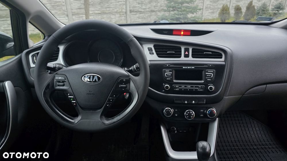 Kia ProCeed 1.6 GDI L - 12