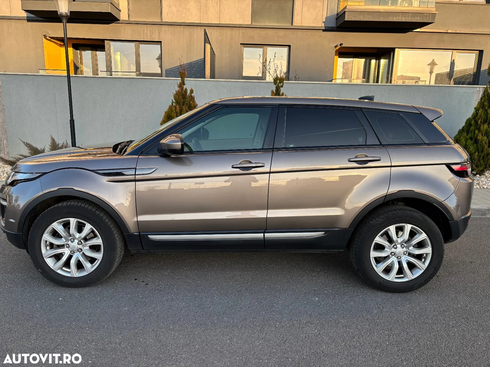 Land Rover Range Rover Evoque - 5