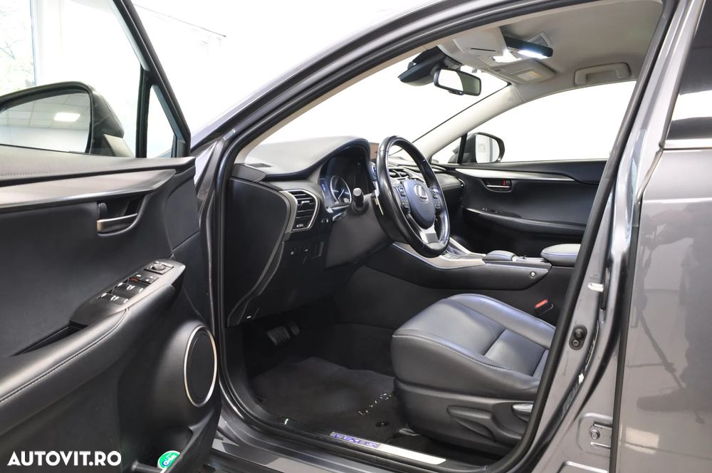 Lexus Seria NX 300h AWD Executive Plus - 10