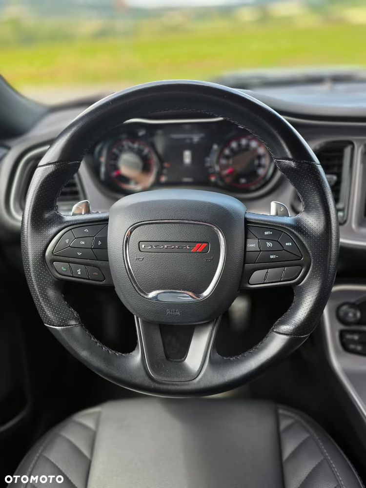 Dodge Challenger 5.7 R/T - 7