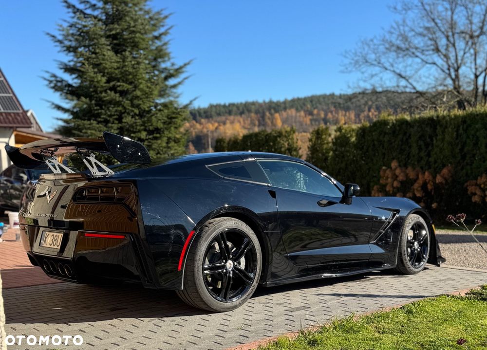 Chevrolet Corvette - 8
