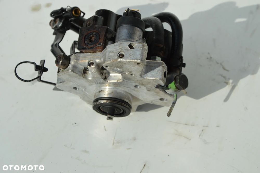 pompa wtryskowa hyundai santa fe 2.2 crdi 0445110121 33100-27400 - 4