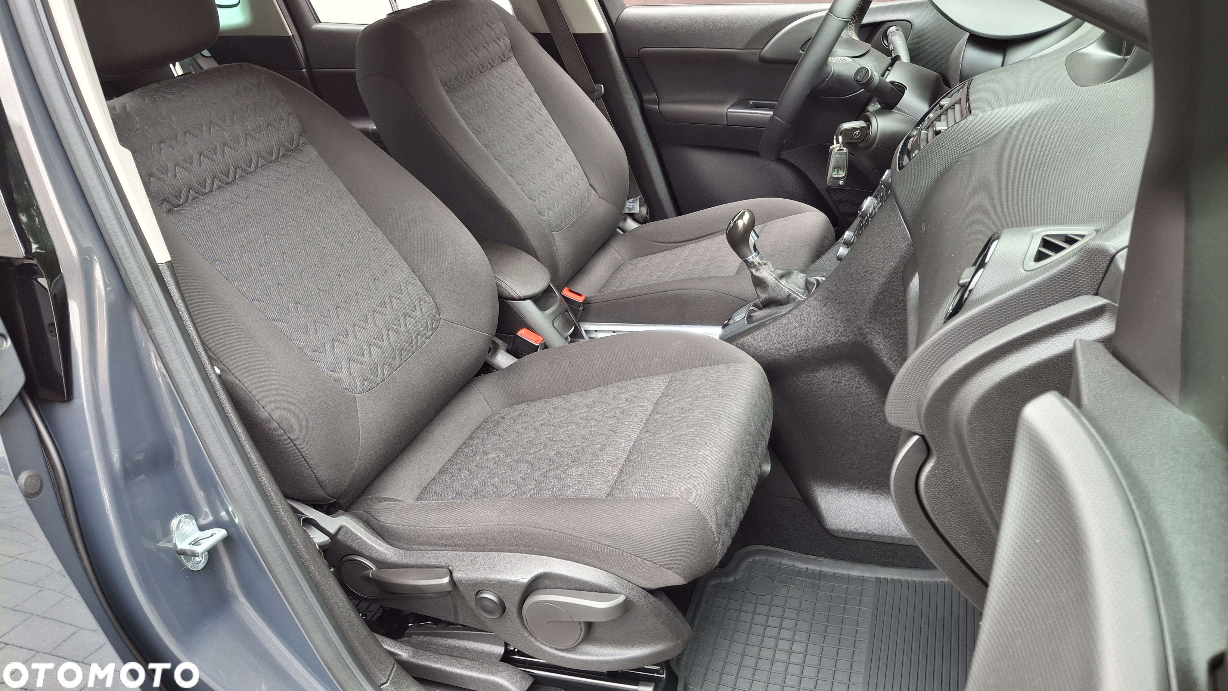 Opel Meriva - 19