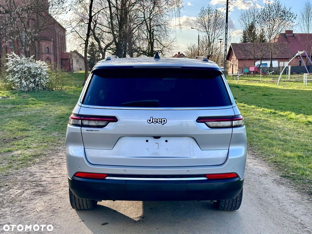 Jeep Grand Cherokee - 10