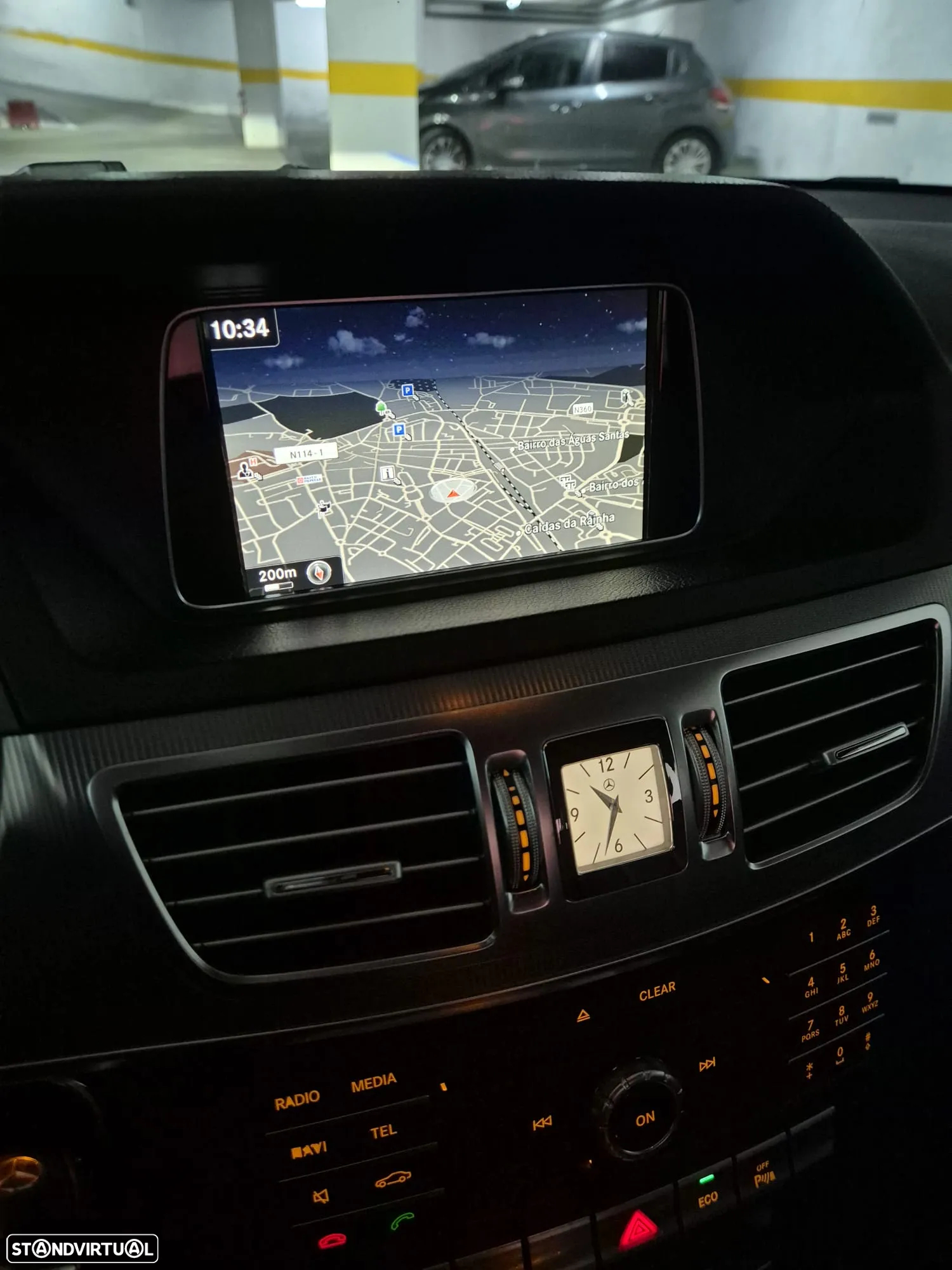 Mercedes-Benz E 220 BlueTEC Avantgarde Auto. - 12