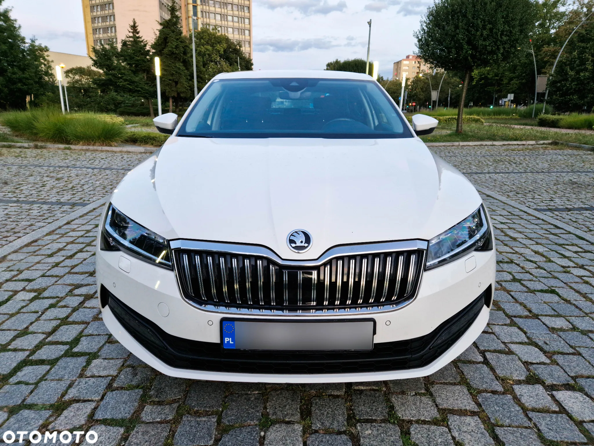 Skoda Superb 1.5 TSI ACT Ambition DSG - 2