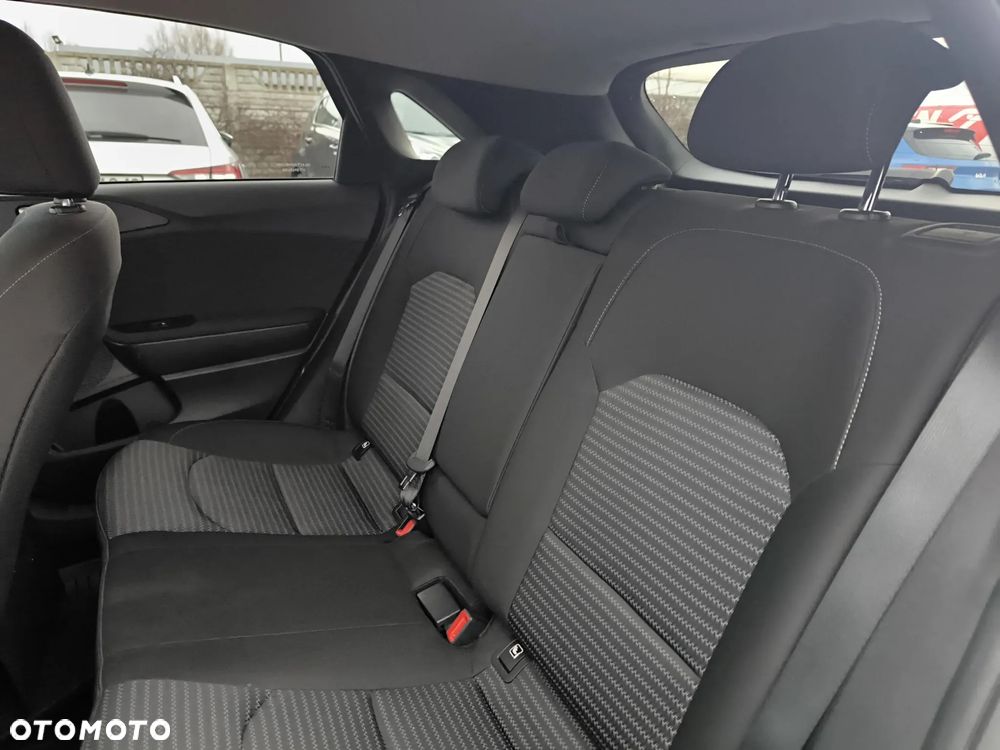 Kia Ceed 1.5 T-GDI M DCT - 15