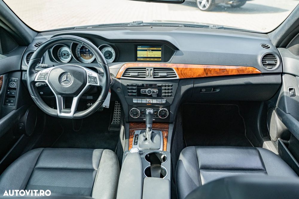 Mercedes-Benz C - 11