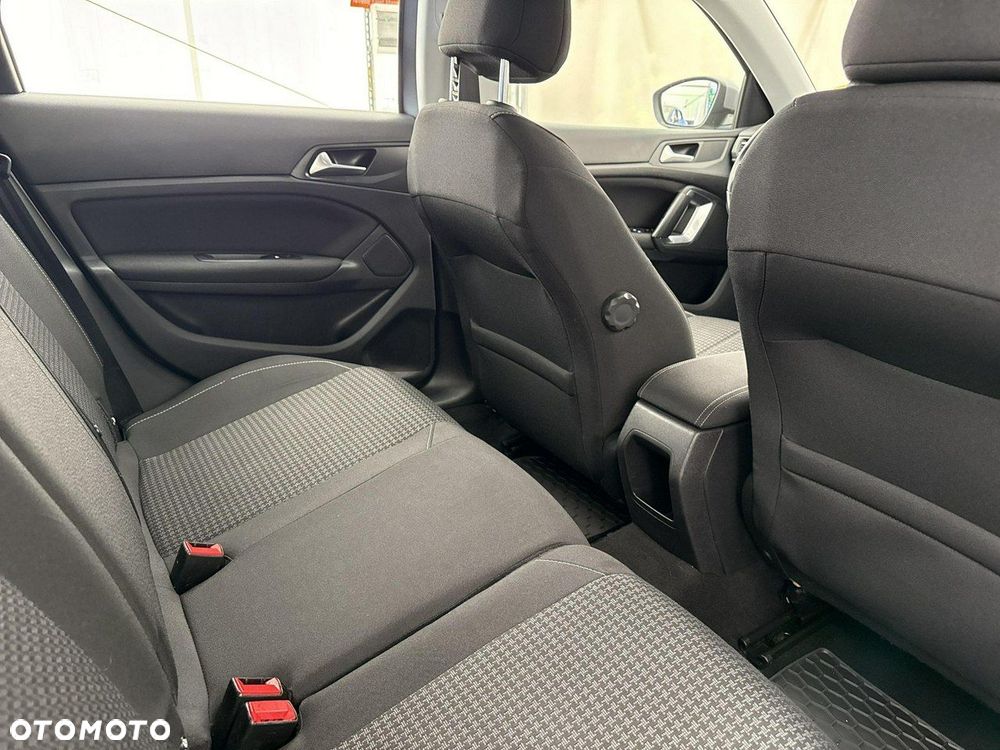 Peugeot 308 - 23