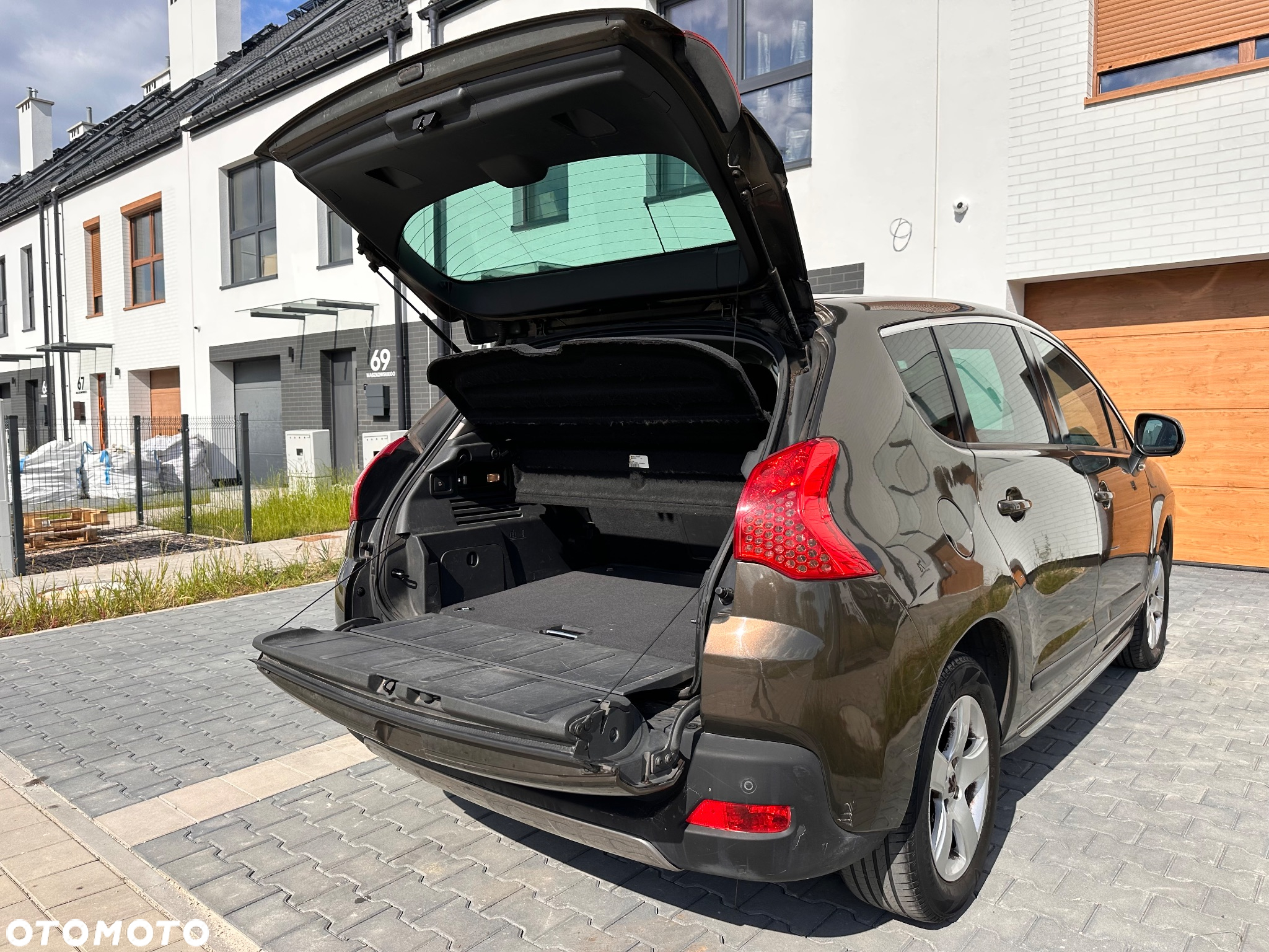 Peugeot 3008 1.6 HDi Premium - 14