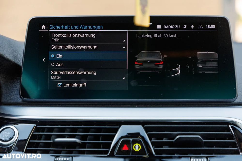 BMW Seria 5 530d AT MHEV - 29