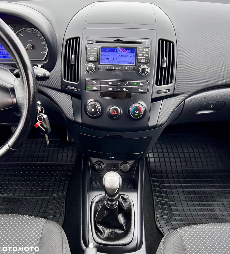 Hyundai i30 1.6 blue Comfort - 13