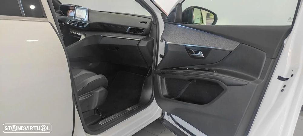 Peugeot 5008 1.5 BlueHDi GT Line - 26