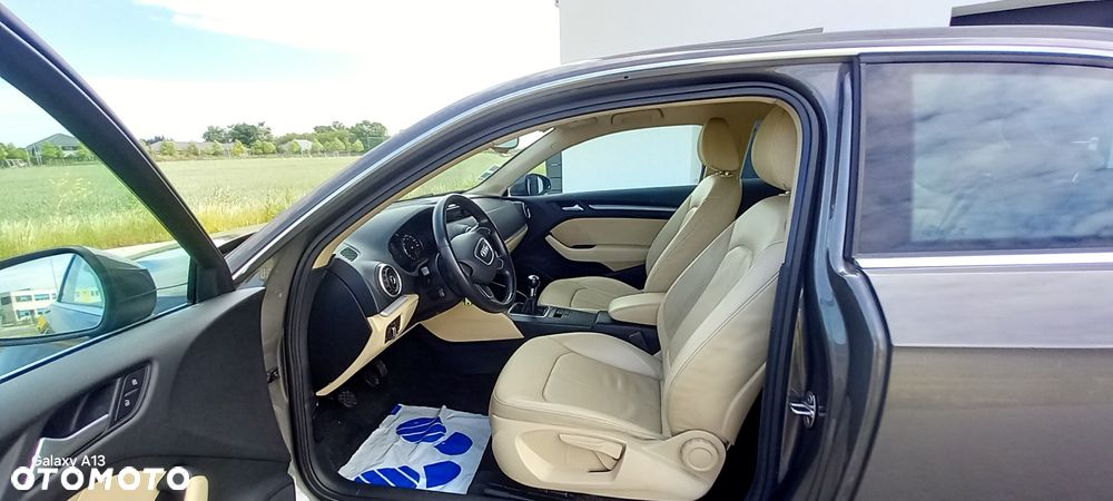Audi A3 3-drzwiowe 1.6 TDI DPF Attraction - 11