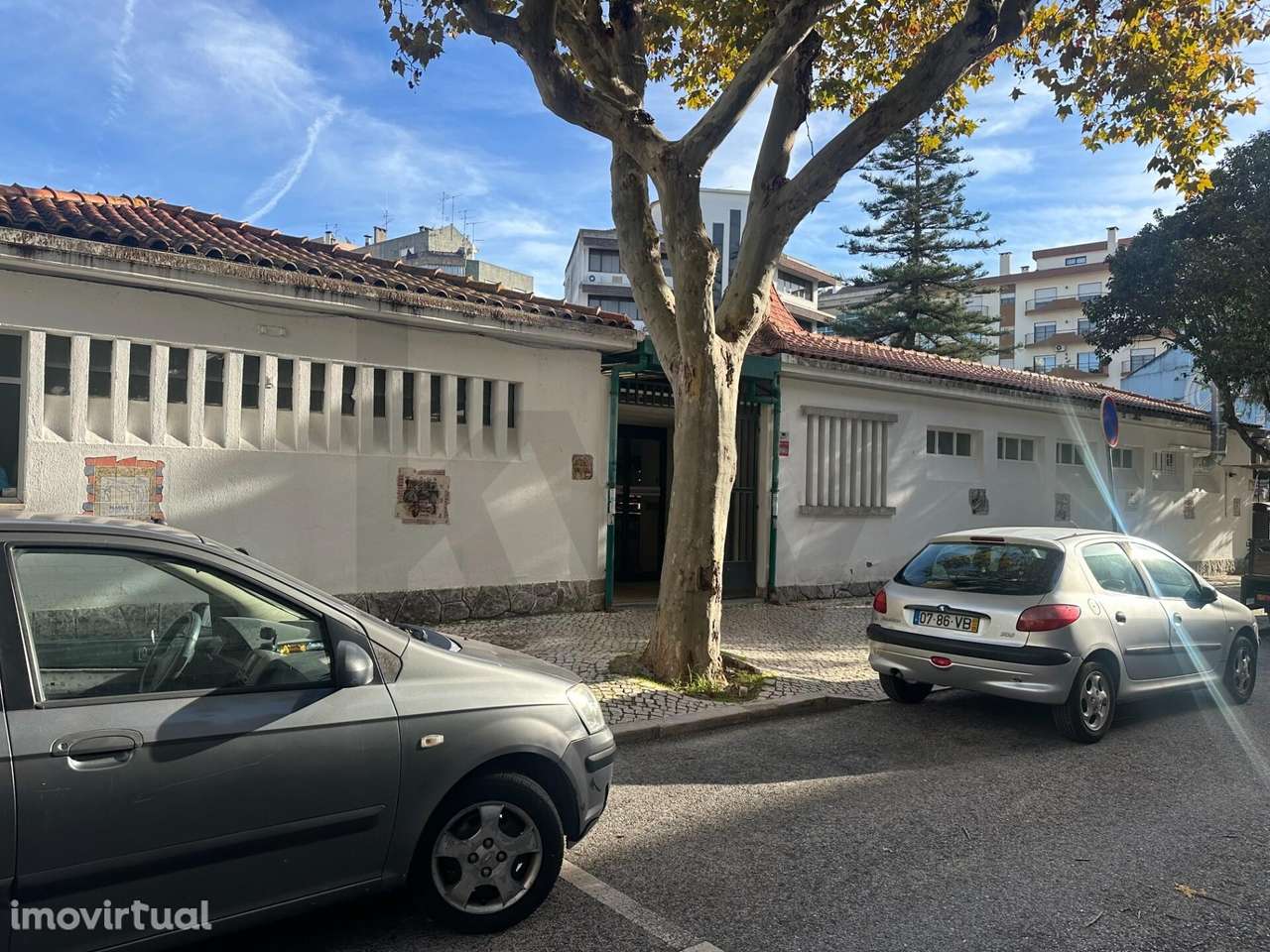 APARTAMENTO T1 COM TERRAÇO - Excelente Investimento - Grande imagem: 2/22