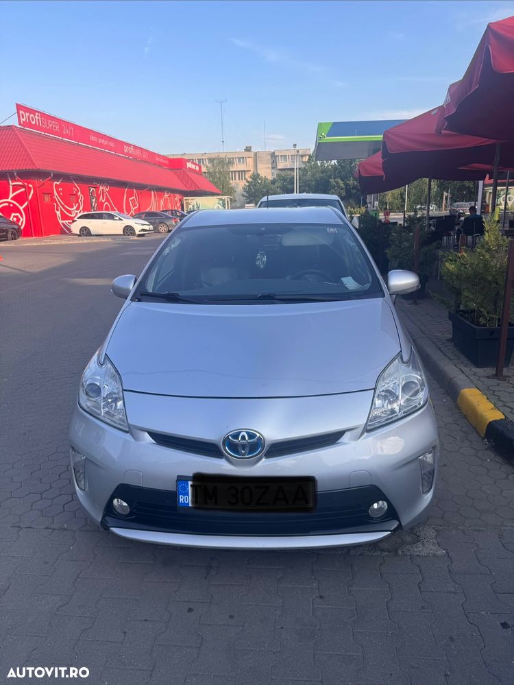 Toyota Prius 1.8 Dual VVT-i Luna - 1