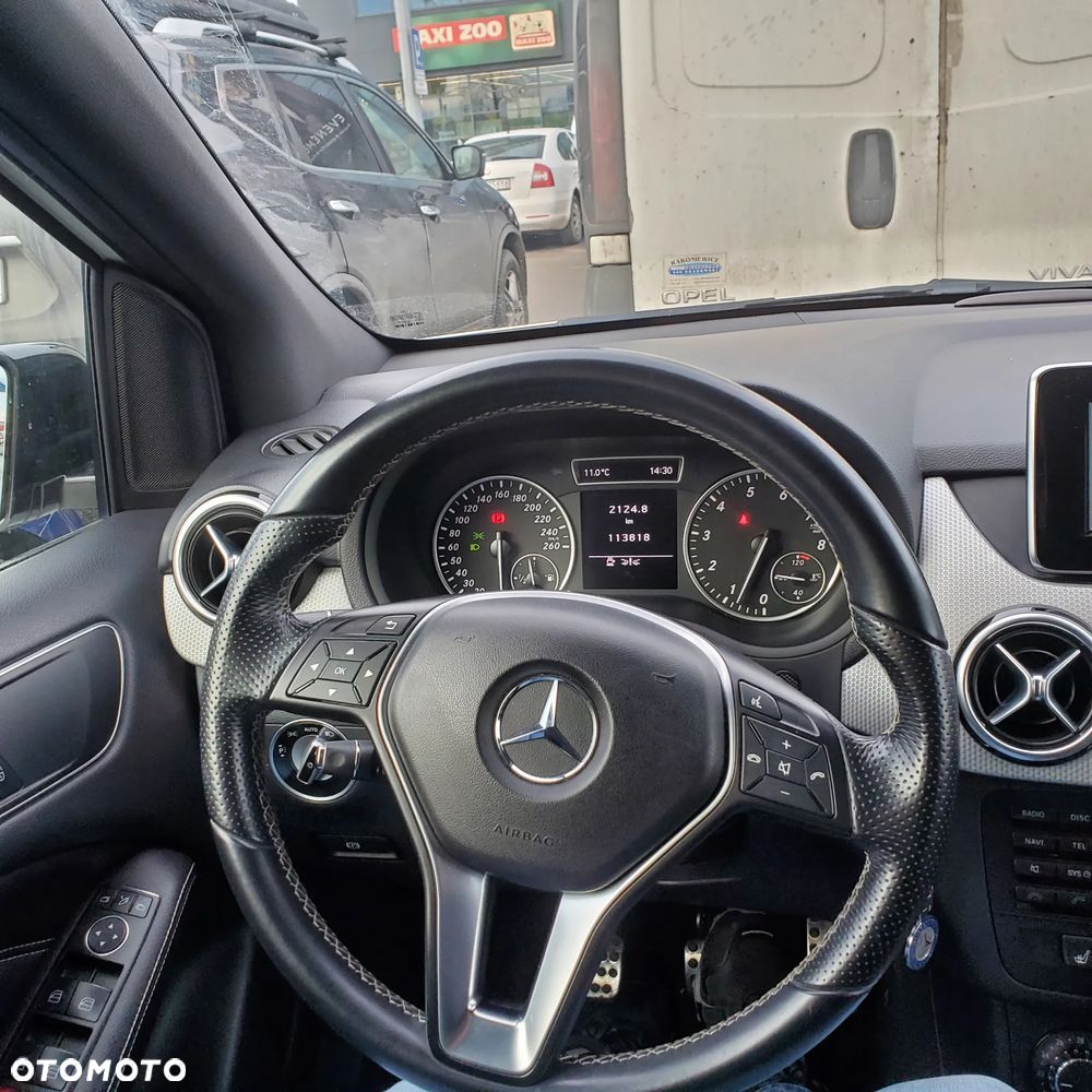 Mercedes-Benz Klasa B 180 - 9