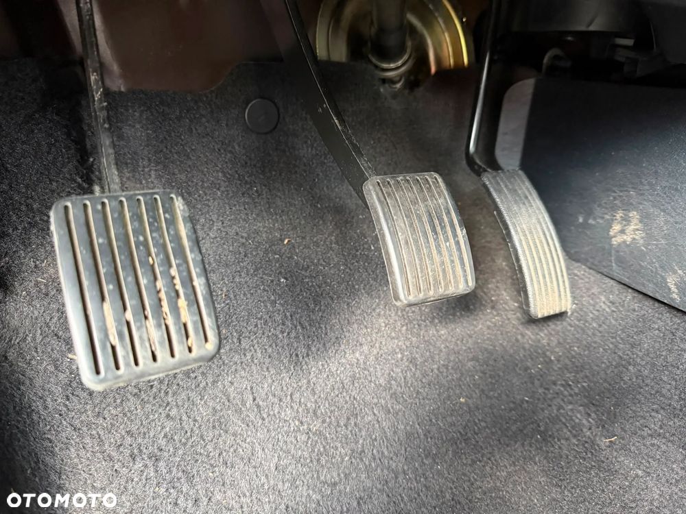 Mitsubishi Carisma 1.8 GDI Avance - 18