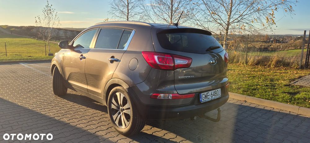 Kia Sportage 2.0 CRDI AWD Spirit - 3
