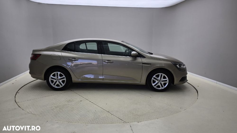 Renault Megane Blue dCi 116 EDC Zen - 6