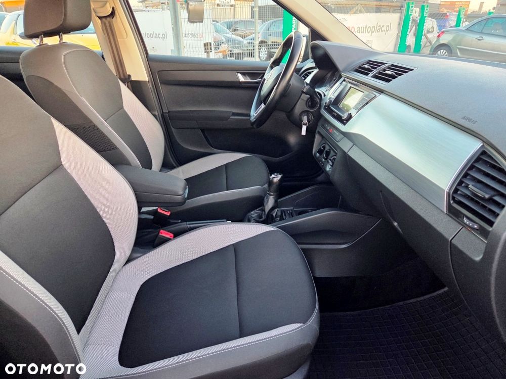 Skoda Fabia 1.0 MPI Cool Plus - 32