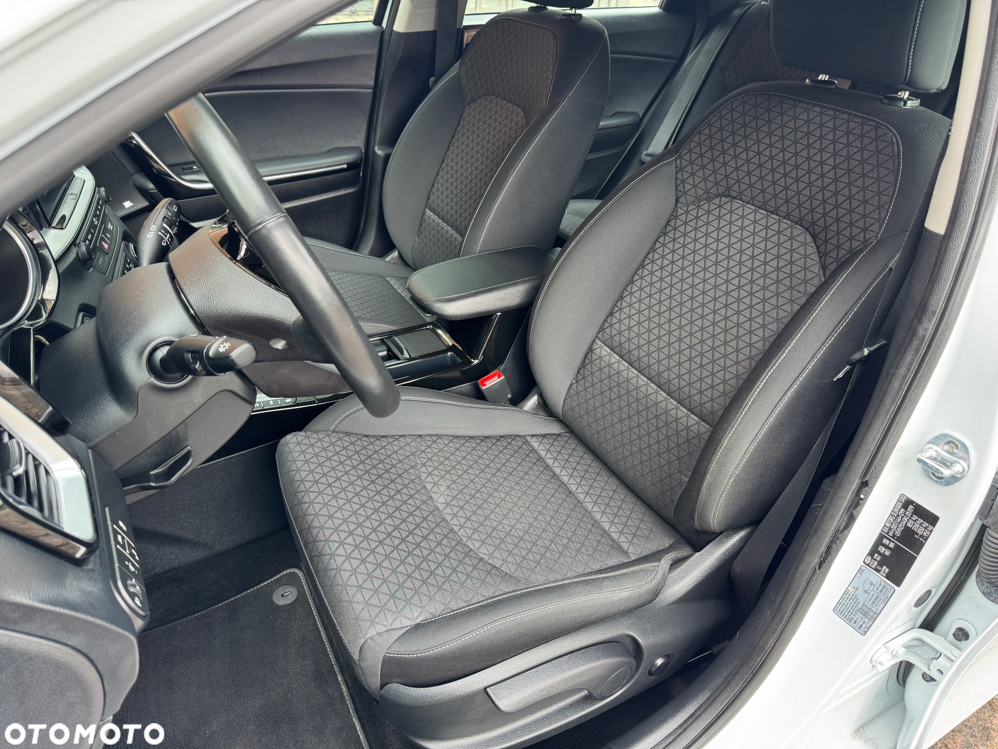 Kia Ceed 1.4 T-GDI DCT OPF Spirit - 18