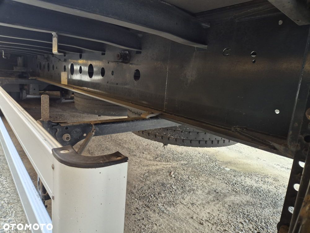 Wielton MEGA - Stop Palet - 8